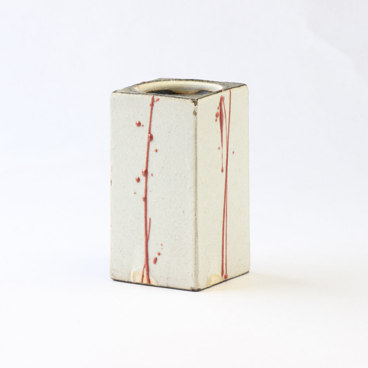 花入　赤流し / W6×D6×H11.5cm