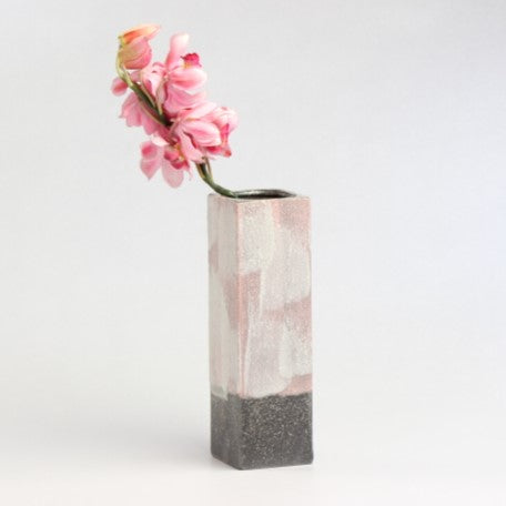 花入　白刷毛目ピンク / W6×D6×H20cm