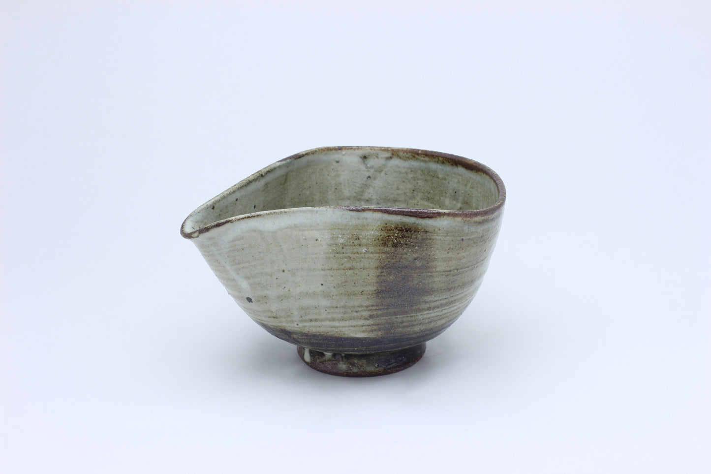 注器　雲海 / W14×D11.5×H8cm